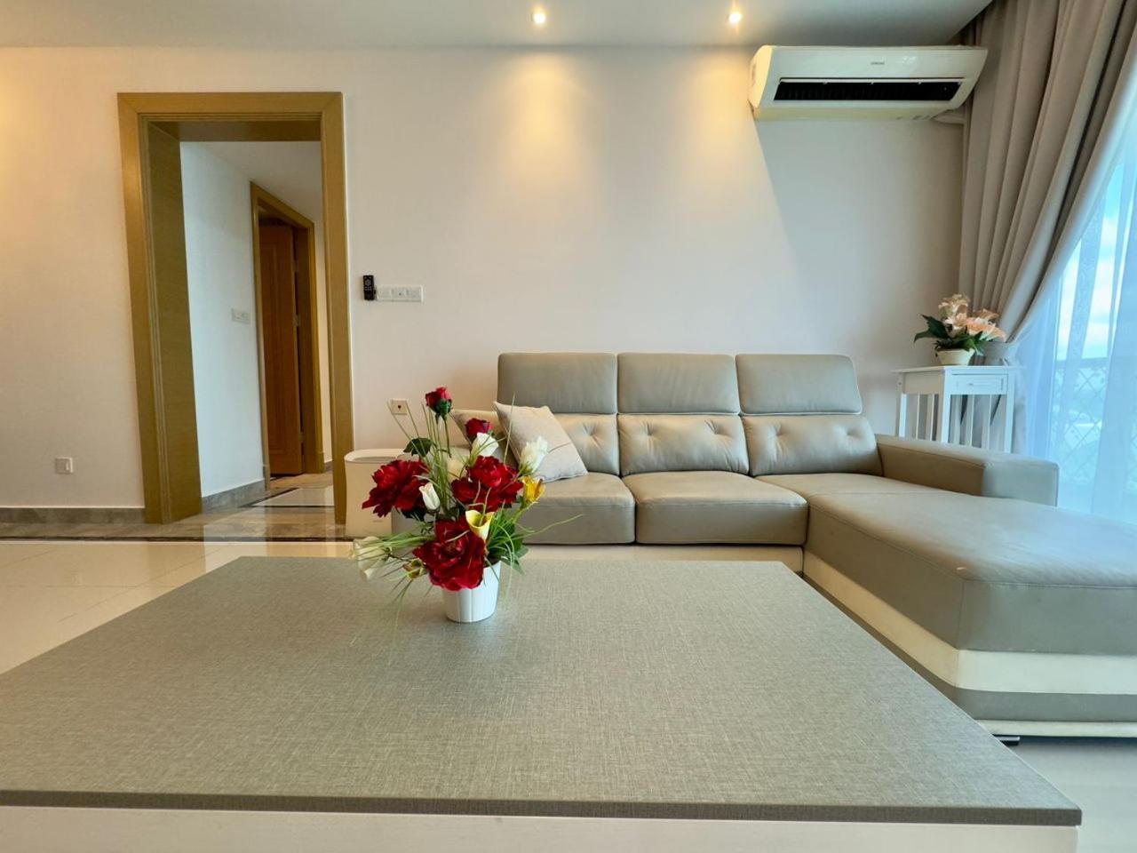 Jb City Ciq-R&F Shopping Mall Apartment Johor Bahru Kültér fotó